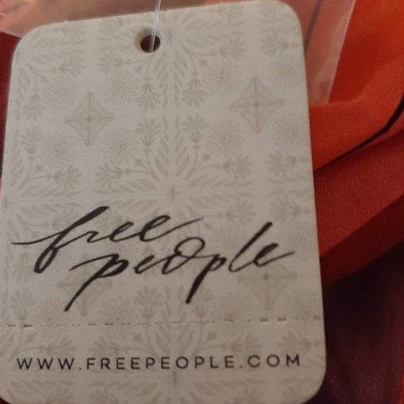 NWT Free People MacKenzie Wrap top XS - Picture 8 of 10